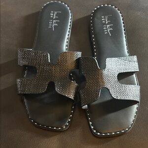 Nicole Miller Black Textured Slide Sandals